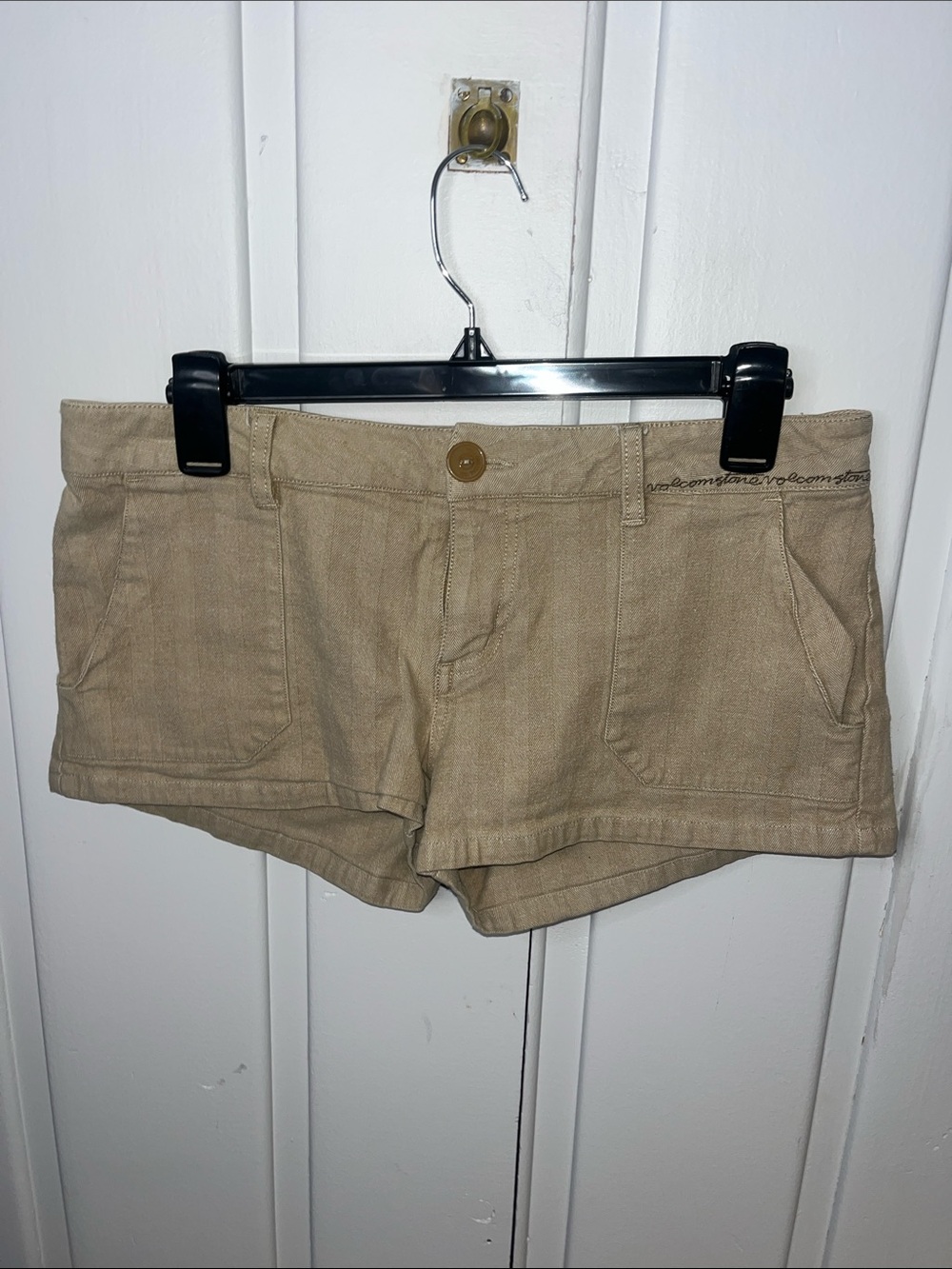 Size 9 Volcom Shorts